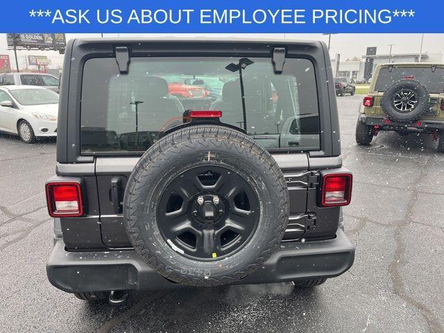 new 2025 Jeep Wrangler car, priced at $36,950