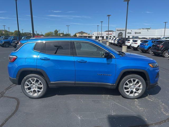 new 2024 Jeep Compass car, priced at $25,585