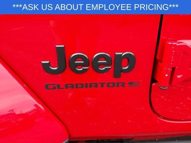 new 2025 Jeep Gladiator car, priced at $42,685