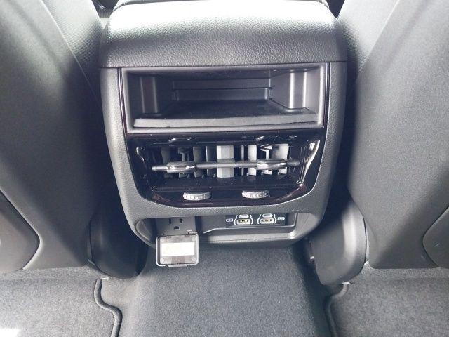 new 2025 Jeep Grand Cherokee car, priced at $36,325