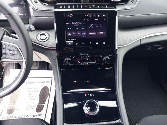 new 2025 Jeep Grand Cherokee car, priced at $36,325