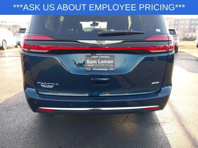 new 2025 Chrysler Pacifica car, priced at $42,915