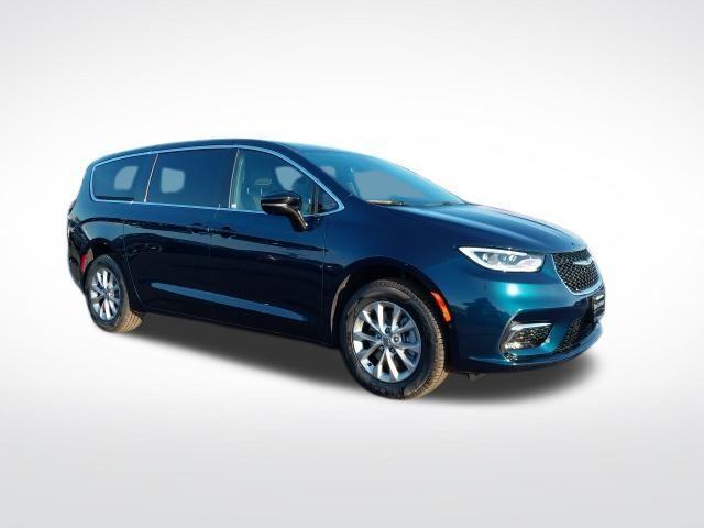 new 2025 Chrysler Pacifica car, priced at $42,915