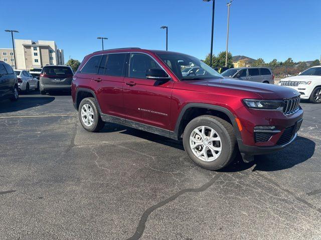 used 2024 Jeep Grand Cherokee car, priced at $35,990