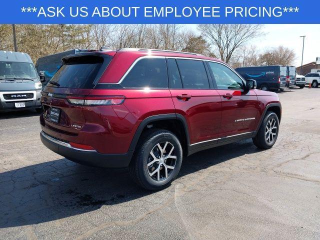 new 2025 Jeep Grand Cherokee car, priced at $43,180