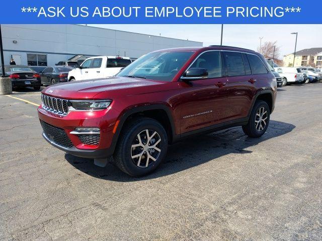 new 2025 Jeep Grand Cherokee car, priced at $43,180