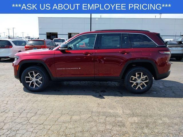 new 2025 Jeep Grand Cherokee car, priced at $43,180