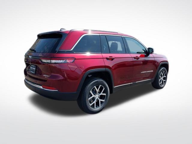 new 2025 Jeep Grand Cherokee car, priced at $40,495