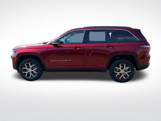 new 2025 Jeep Grand Cherokee car, priced at $40,495