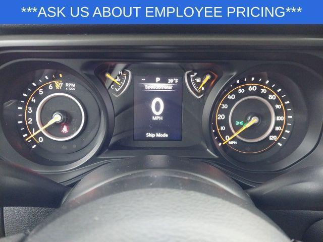 new 2025 Jeep Gladiator car, priced at $38,385
