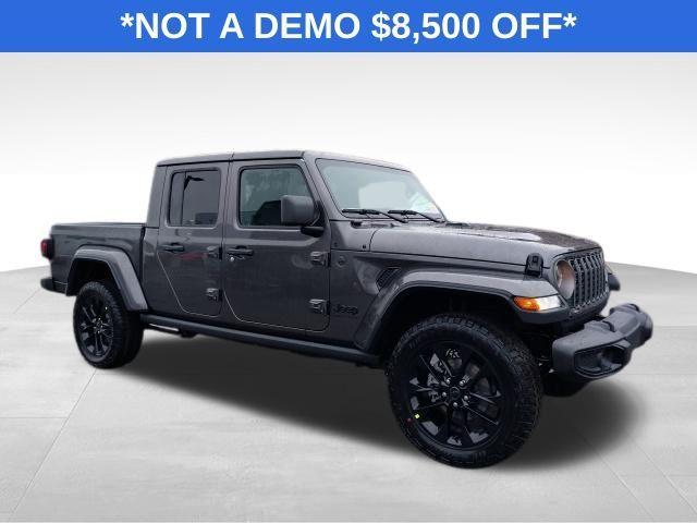 new 2025 Jeep Gladiator car, priced at $34,885