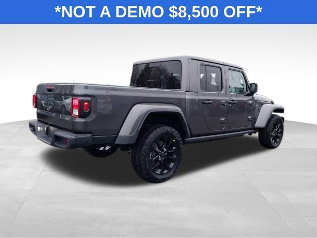 new 2025 Jeep Gladiator car, priced at $34,885