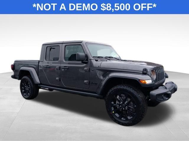 new 2025 Jeep Gladiator car, priced at $34,885