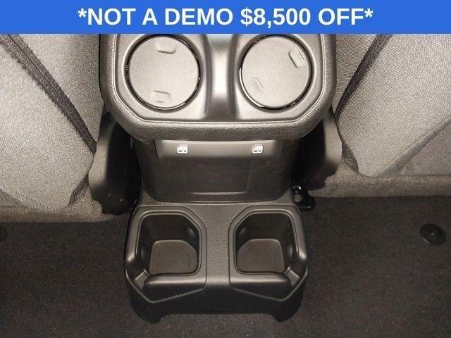 new 2025 Jeep Gladiator car, priced at $34,885