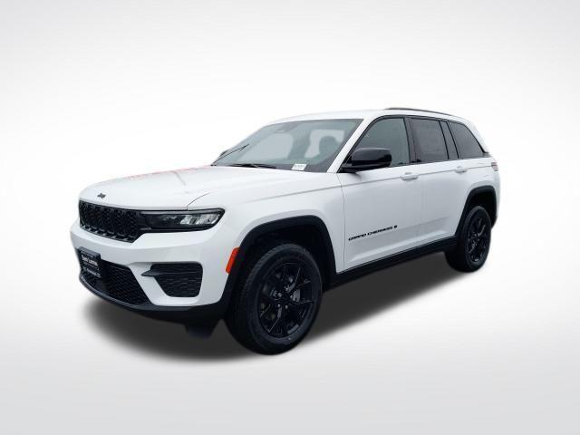 new 2025 Jeep Grand Cherokee car, priced at $38,435