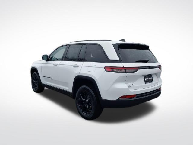 new 2025 Jeep Grand Cherokee car, priced at $38,435