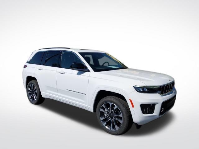 new 2025 Jeep Grand Cherokee car, priced at $55,770