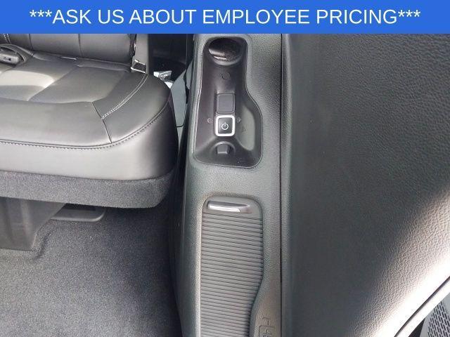 new 2025 Chrysler Pacifica car, priced at $44,090