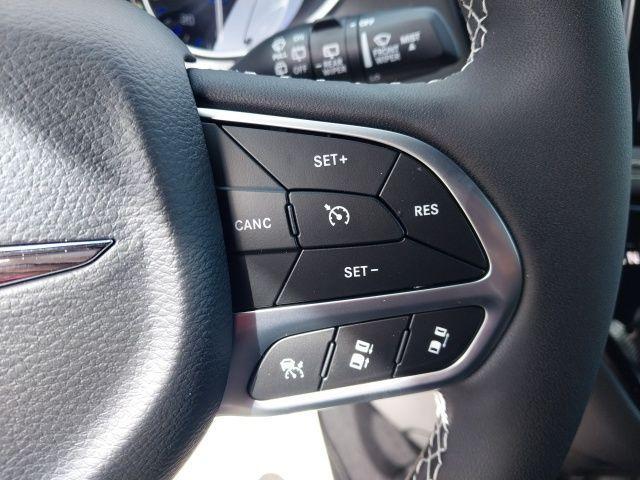 new 2025 Chrysler Pacifica car, priced at $43,090