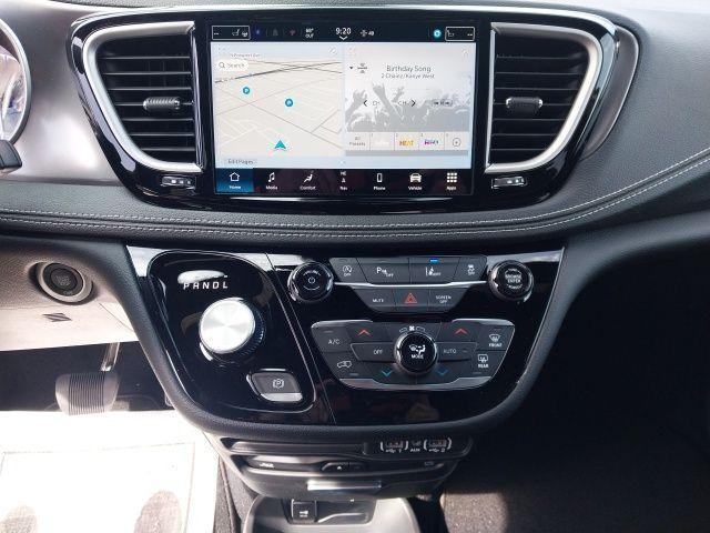 new 2025 Chrysler Pacifica car, priced at $43,090