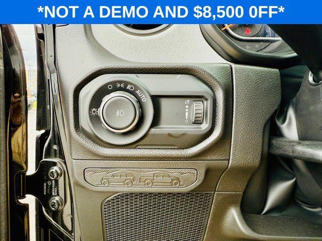 new 2025 Jeep Wrangler car, priced at $39,575