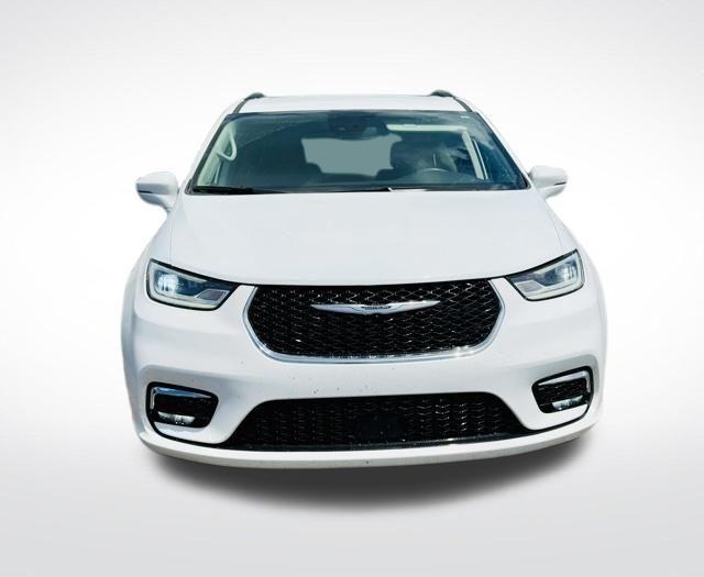 used 2022 Chrysler Pacifica car, priced at $18,900