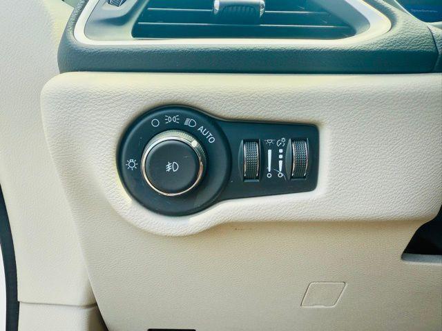 used 2022 Chrysler Pacifica car, priced at $18,900