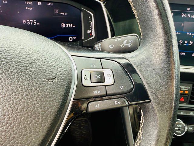 used 2021 Volkswagen Jetta car, priced at $13,995