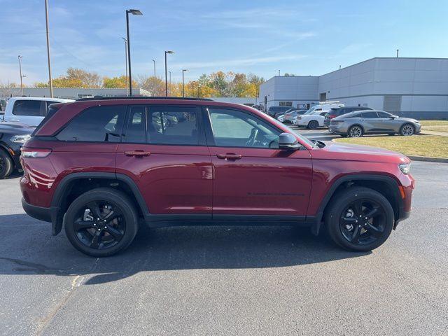 used 2024 Jeep Grand Cherokee car, priced at $33,900