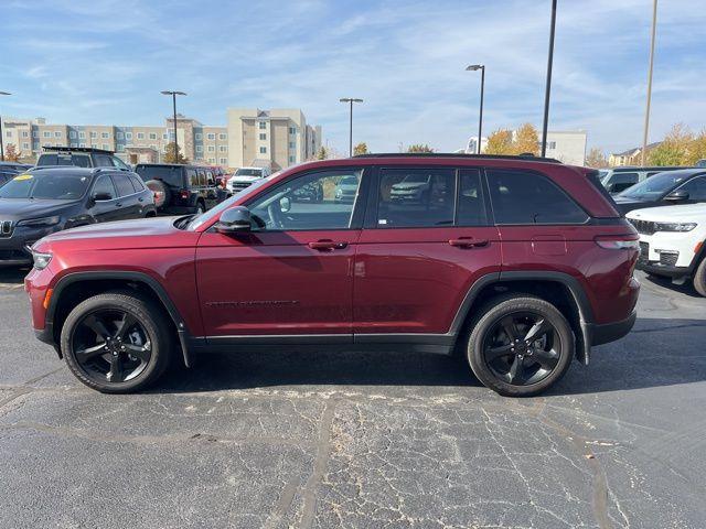 used 2024 Jeep Grand Cherokee car, priced at $33,900