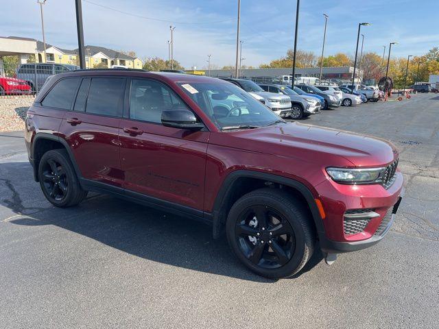 used 2024 Jeep Grand Cherokee car, priced at $33,900