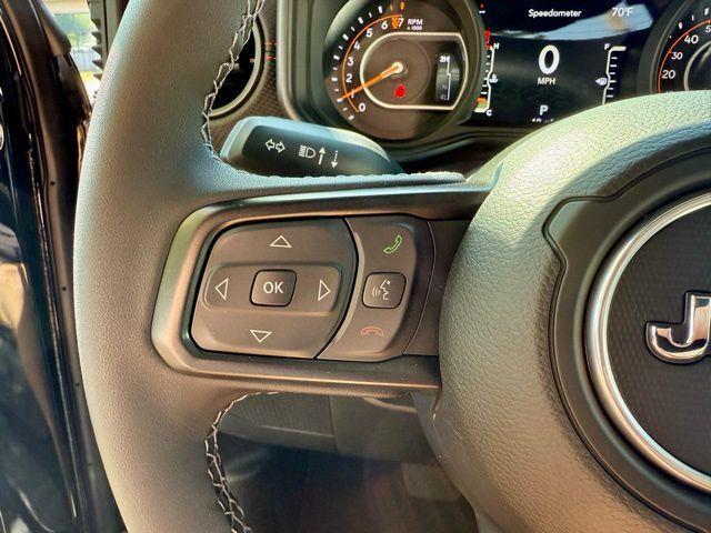 new 2025 Jeep Gladiator car, priced at $52,690