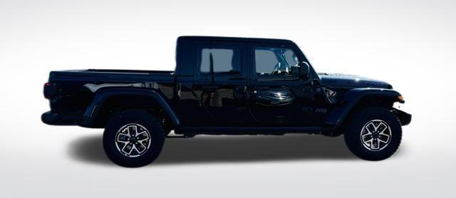 new 2025 Jeep Gladiator car, priced at $52,690