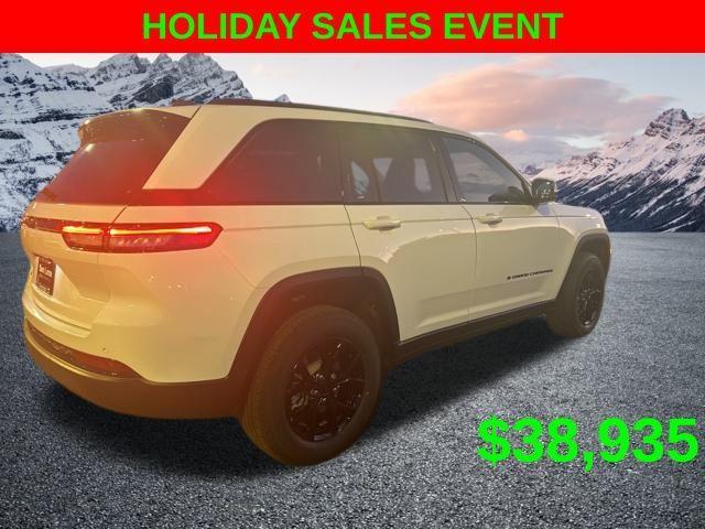 new 2025 Jeep Grand Cherokee car, priced at $38,935