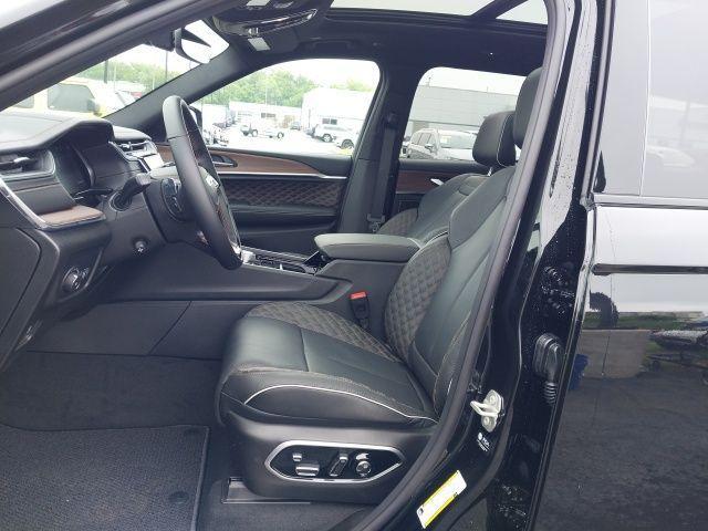 new 2025 Jeep Grand Cherokee L car, priced at $58,175