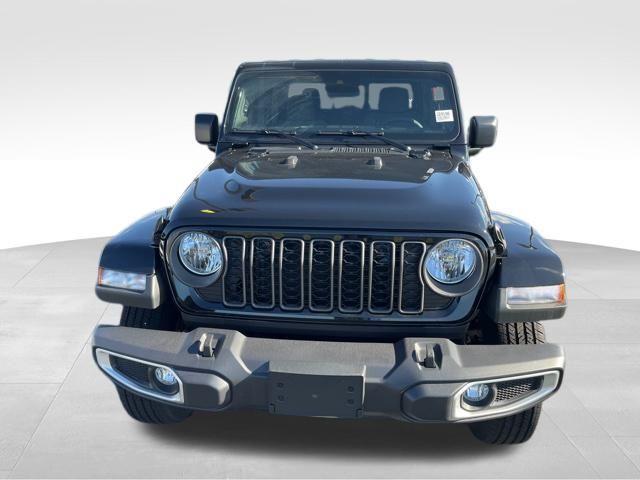 new 2024 Jeep Gladiator car, priced at $39,540