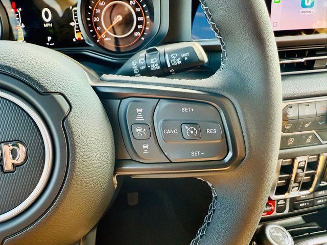 new 2025 Jeep Wrangler car, priced at $48,075