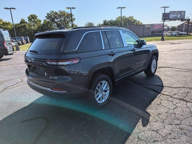 new 2025 Jeep Grand Cherokee car, priced at $37,470