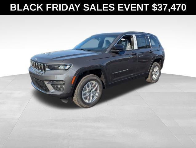 new 2025 Jeep Grand Cherokee car, priced at $37,470