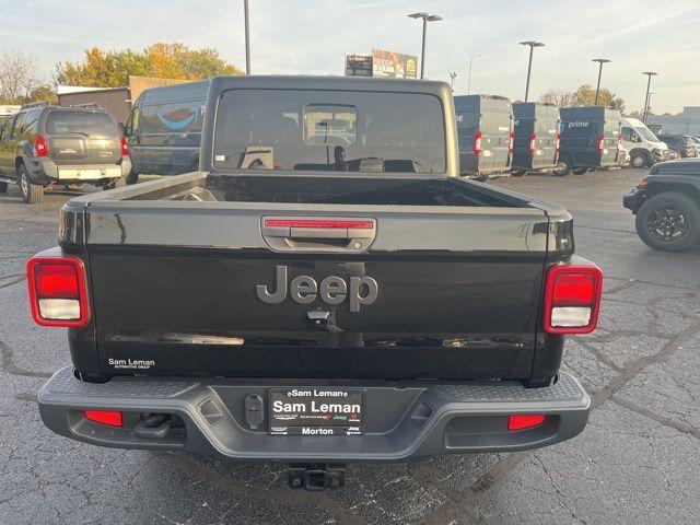 used 2022 Jeep Gladiator car, priced at $33,450