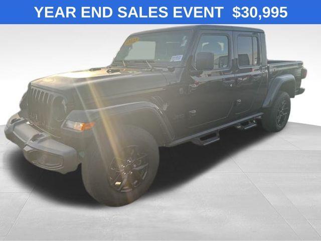 used 2022 Jeep Gladiator car, priced at $30,995