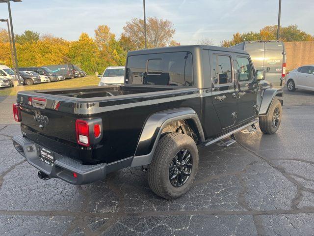 used 2022 Jeep Gladiator car, priced at $33,450