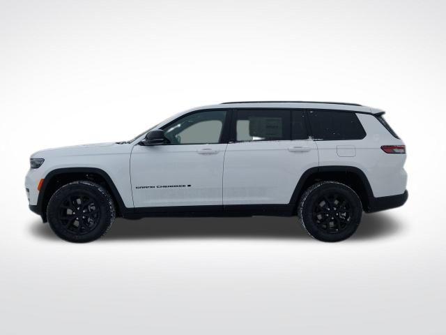new 2025 Jeep Grand Cherokee L car, priced at $39,930