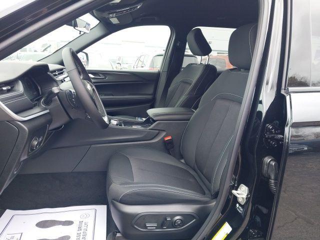 new 2025 Jeep Grand Cherokee L car, priced at $38,420