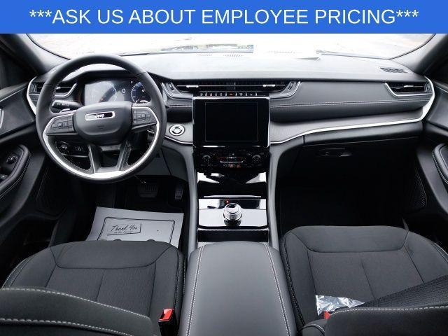 new 2025 Jeep Grand Cherokee L car, priced at $38,920