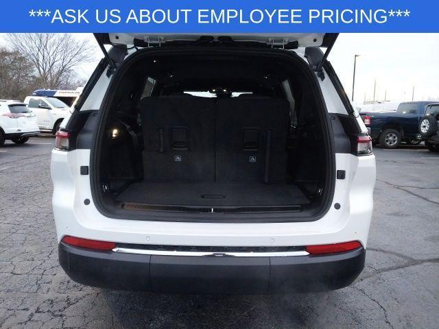 new 2025 Jeep Grand Cherokee L car, priced at $36,330