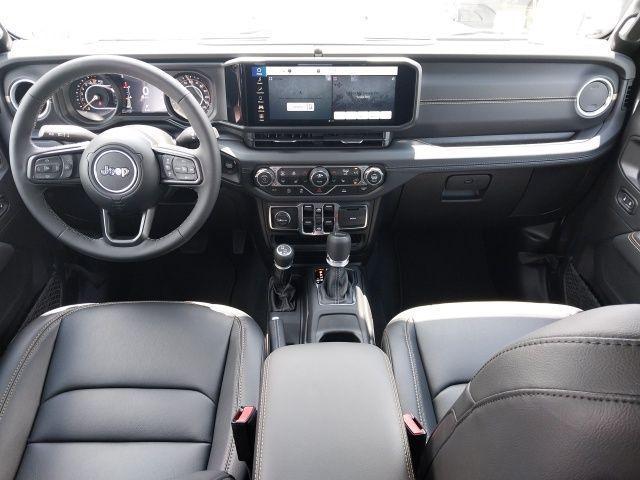 new 2025 Jeep Gladiator car, priced at $41,685