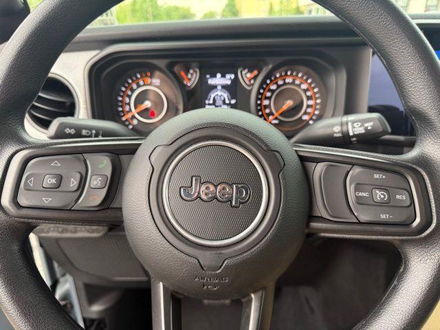 used 2025 Jeep Gladiator car, priced at $38,995