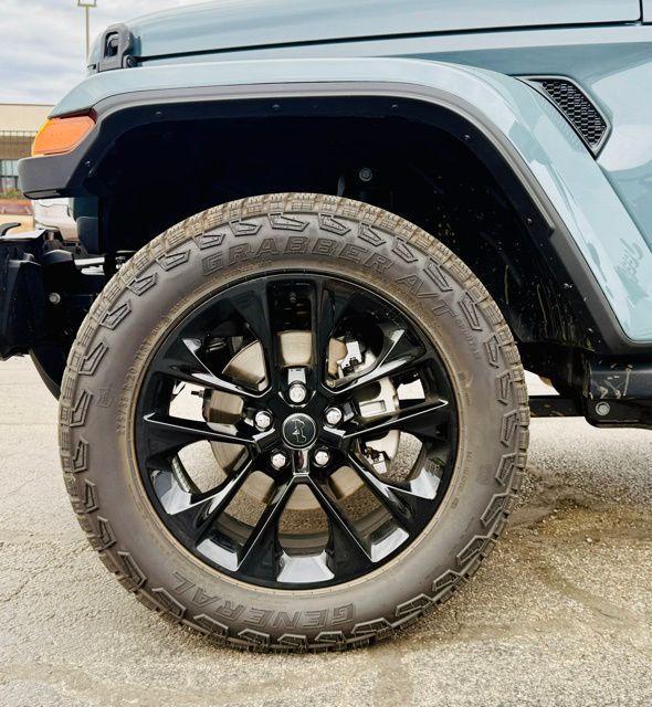 used 2025 Jeep Gladiator car, priced at $38,995