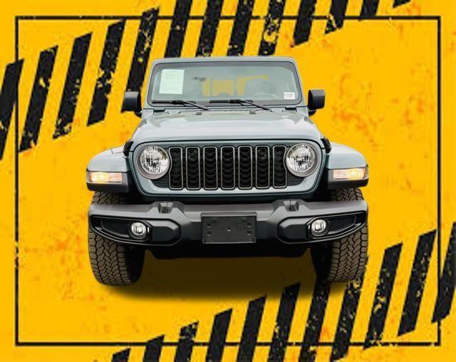 used 2025 Jeep Gladiator car, priced at $38,995
